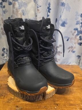 The North Face Winter Pull On Boots 200 Gram Sz 8.5/9